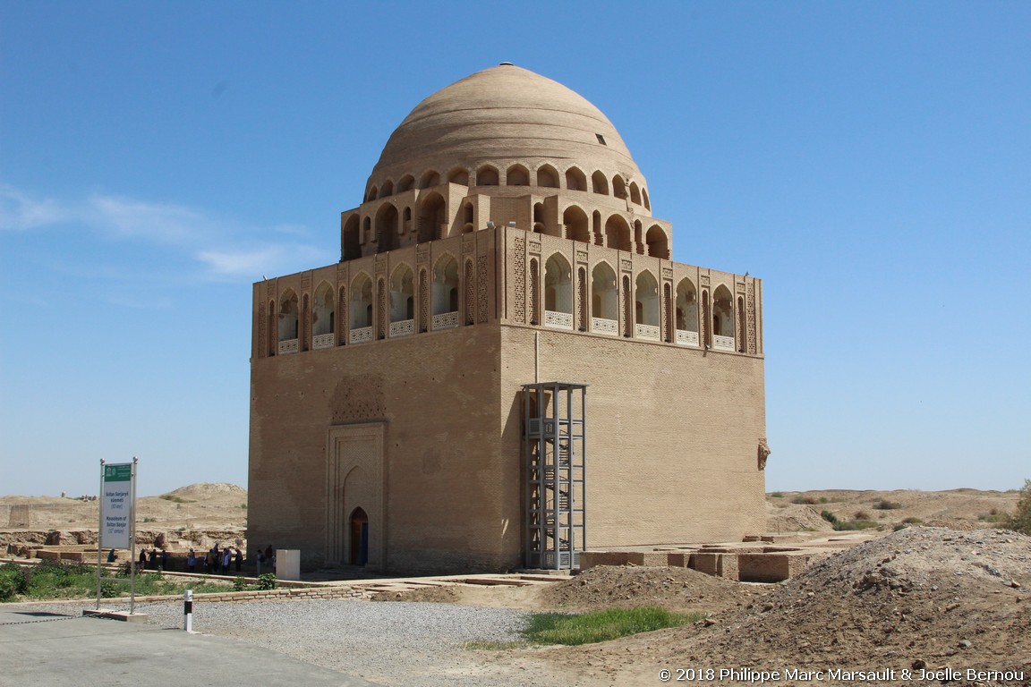/ecran/Turkmenistan_2018_1816.jpg